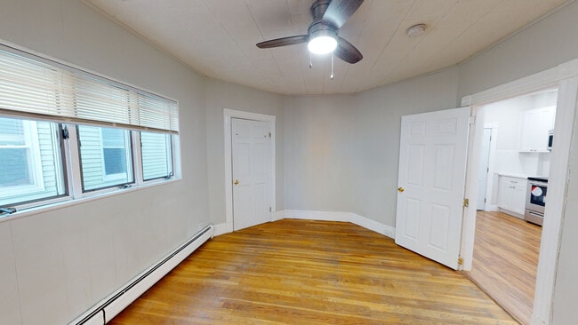 Foto del edificio - 76 Fremont St