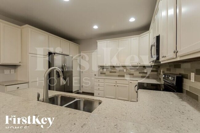 Foto del edificio - 3385 Granger Blvd