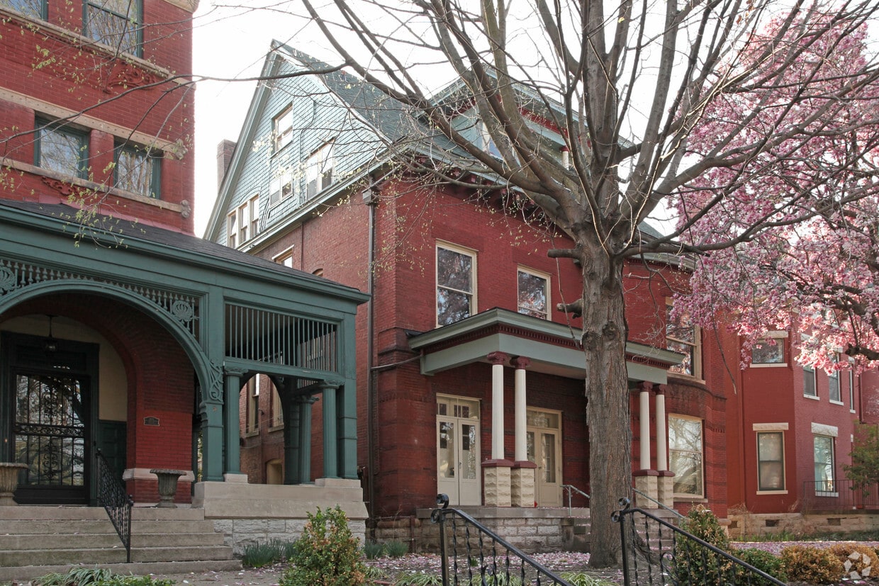 Building Photo - 1715 S 3rd St
