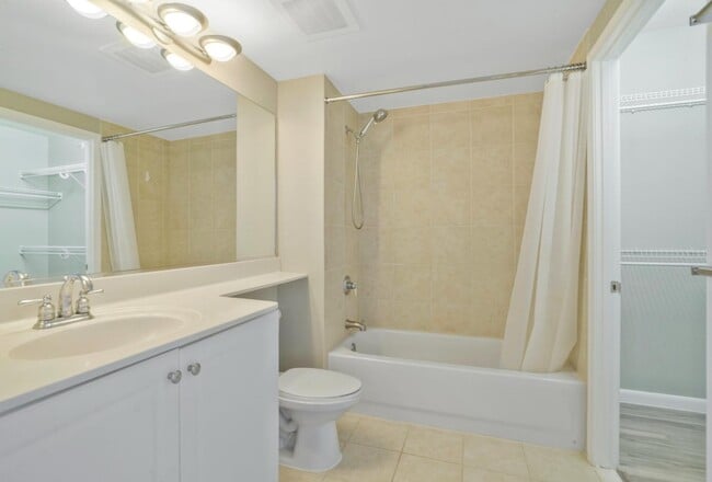 Foto del edificio - 851 N Glebe Rd