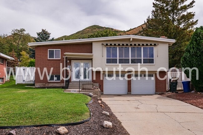 Photo - 1785 S 2600 E House