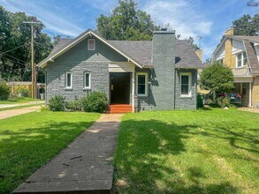 Building Photo - 3216 Milby Ave