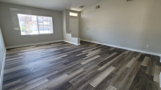 Building Photo - Wow! Just the Perfect Three Bedroom Two Ba...