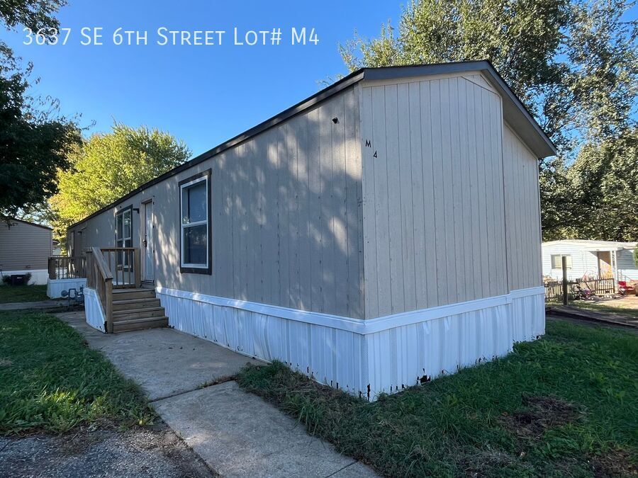 Primary Photo - 3637 SE 6th St