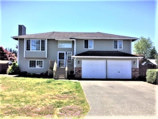 Primary Photo - 8702 232nd St Ct E
