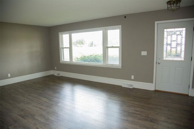 Foto del edificio - 10444 Lake Eleanor Road