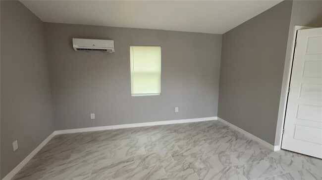 Foto del edificio - 8623 N Willow Ave