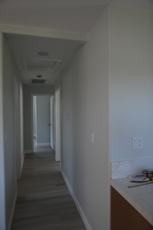 Foto del edificio - 9392 Westminster Blvd