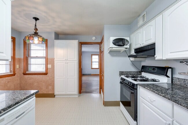 Foto del edificio - Maple Street