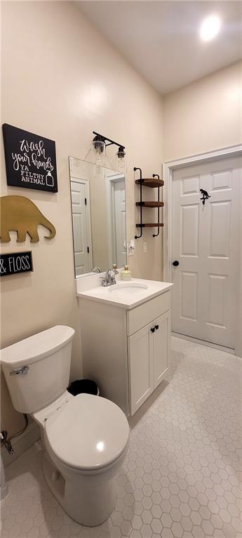 Building Photo - 60 Bay Spring Ave