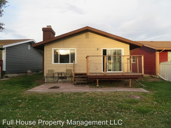 Building Photo - 3 br, 2 bath House - 415 Columbine Court