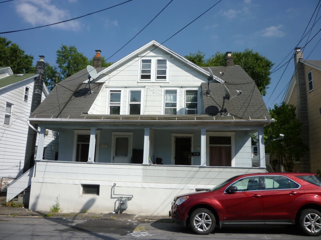 177 S Lee Ct, Hazleton, PA 18201 House Rental in Hazleton, PA