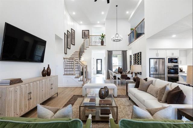 Building Photo - 1711 Veneto Dr