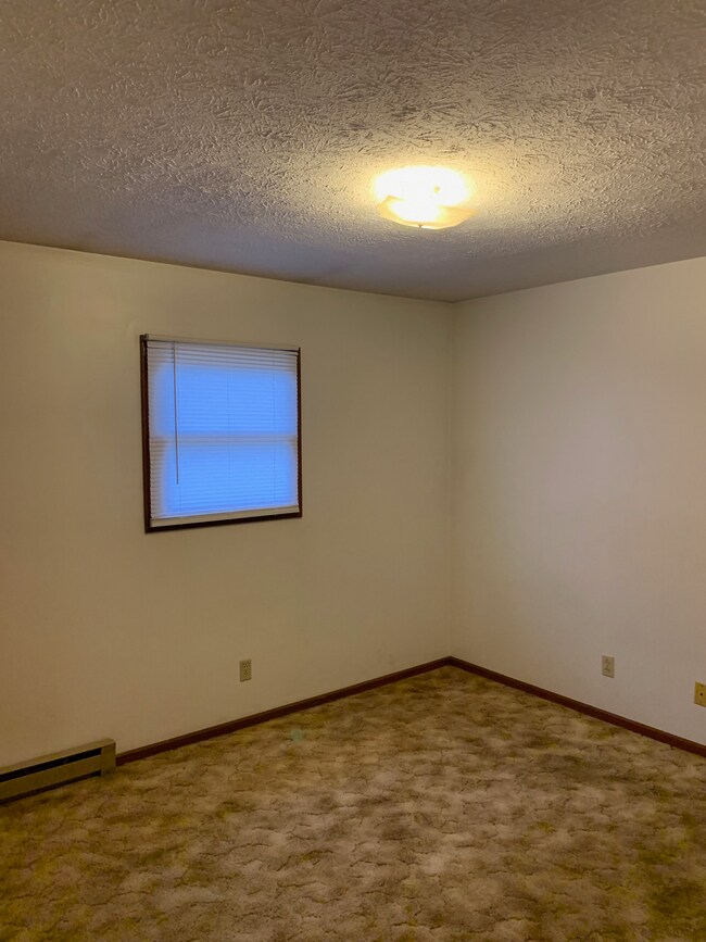 Foto del edificio - 660 Bob White Ln