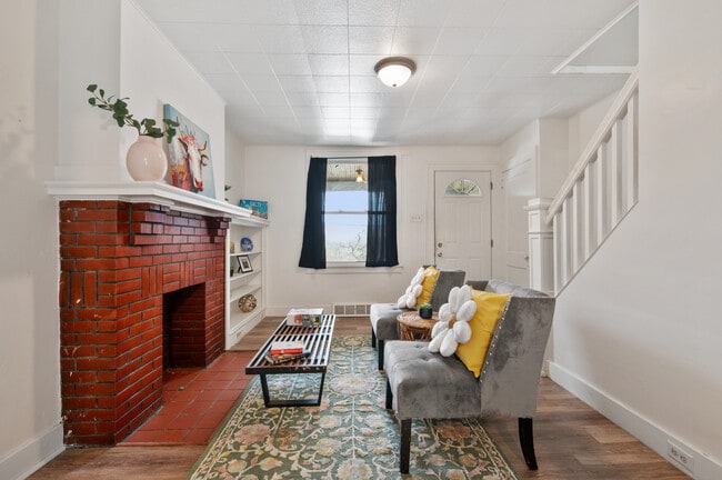 Foto del edificio - 2241 Hawthorne Ave