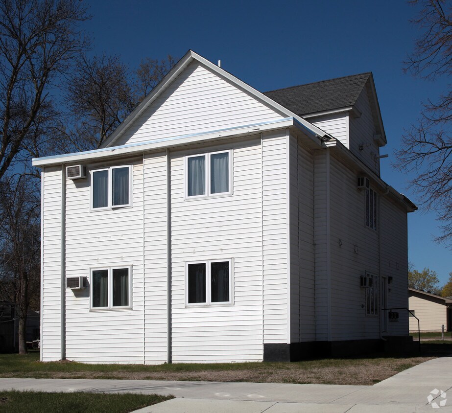 Building Photo - 250 3rd Ave SE
