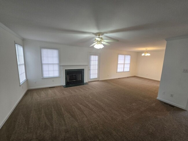 Foto del edificio - 312 Shade Tree Dr