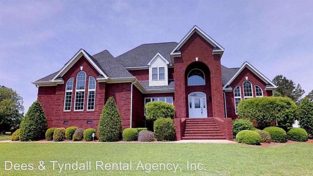 Foto principal - 5 br, 3.5 bath House - 2701 Isaac Drive