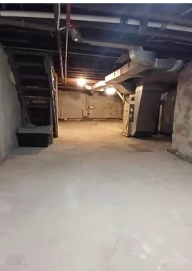 Building Photo - 1521 Alton St