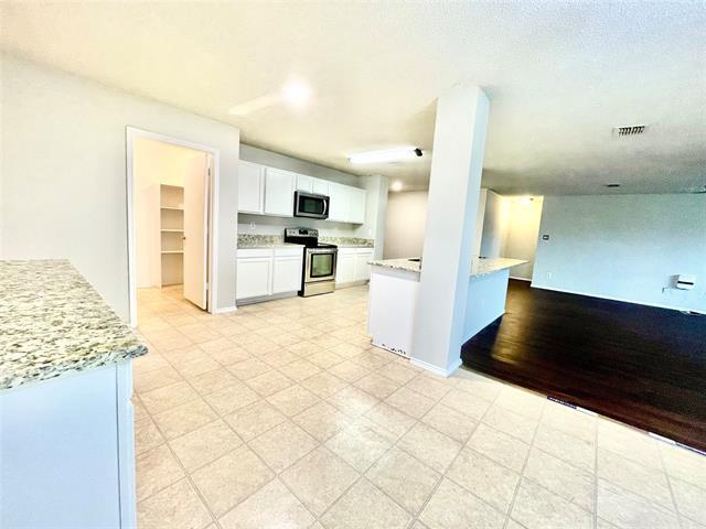Foto del edificio - 2800 Gold Hill Dr