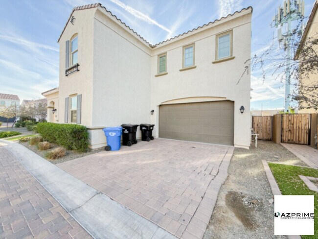 Foto del edificio - Unveil Your Dream Home in this Stunning 4/2.5 Oasis in Exclusive Phoenix Gated Community.
