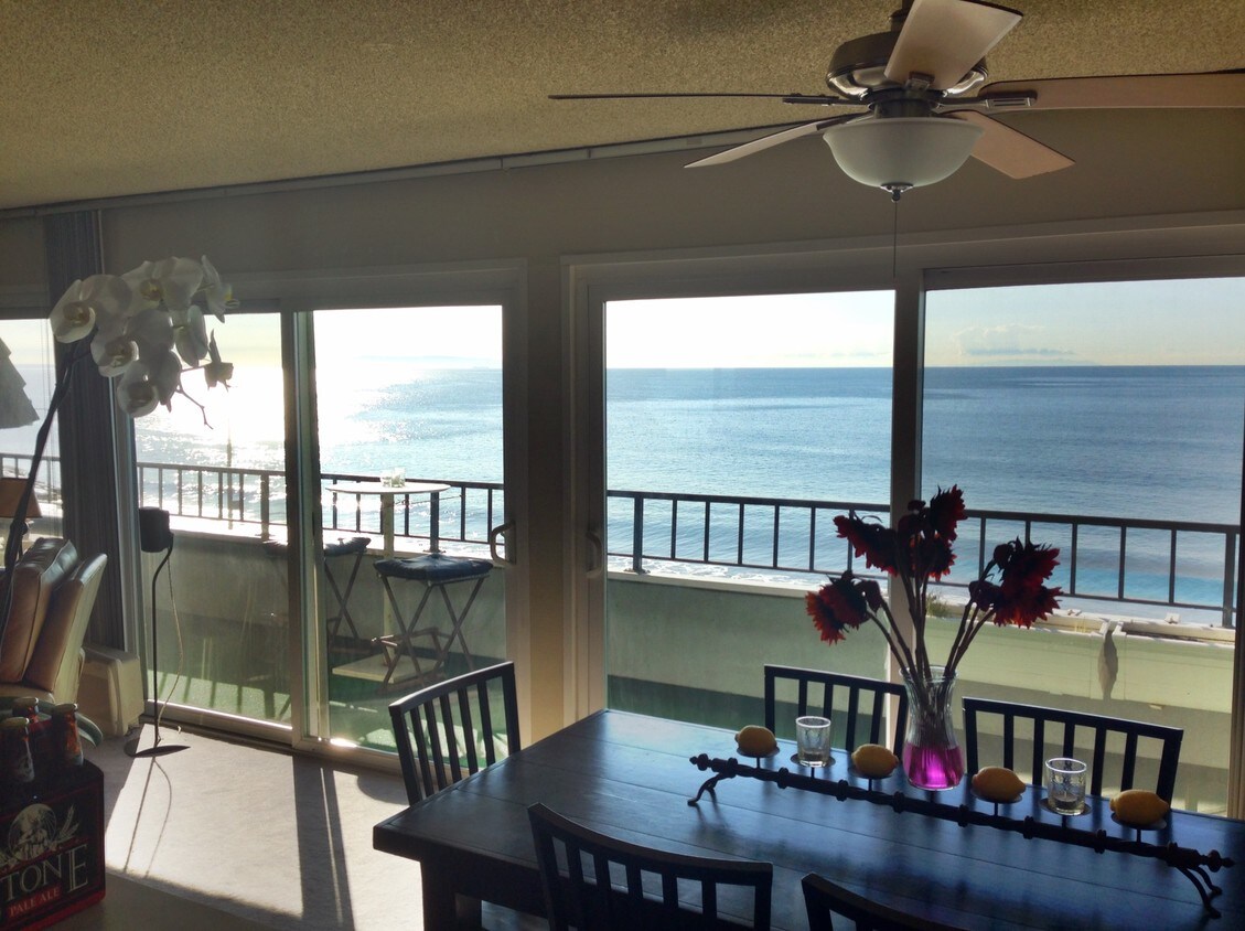 Primary Photo - 18000 W Coastline Dr