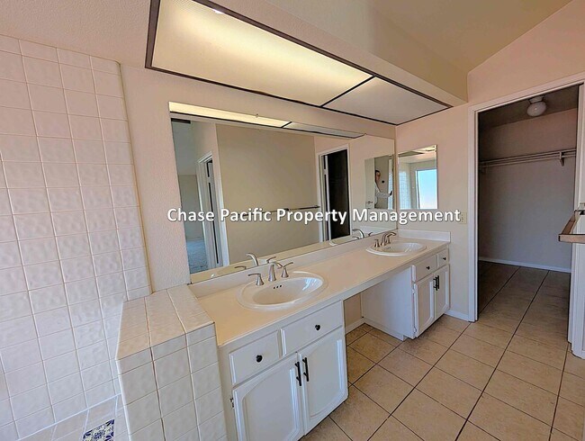 Foto del edificio - Westwood, Rancho Bernardo, 3/2 2 Story Home