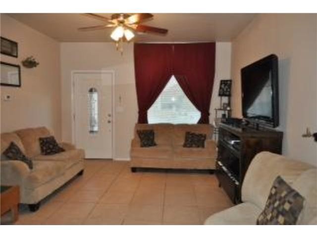 Building Photo - 7128 Mesquite Tree Dr