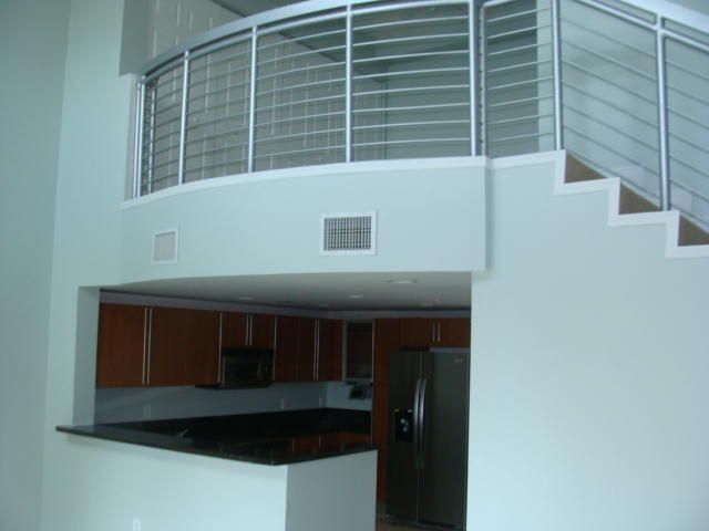 Building Photo - 610 Clematis St