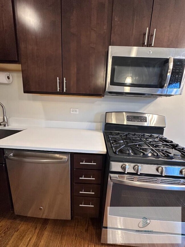 Foto del edificio - 1712 W Albion Ave