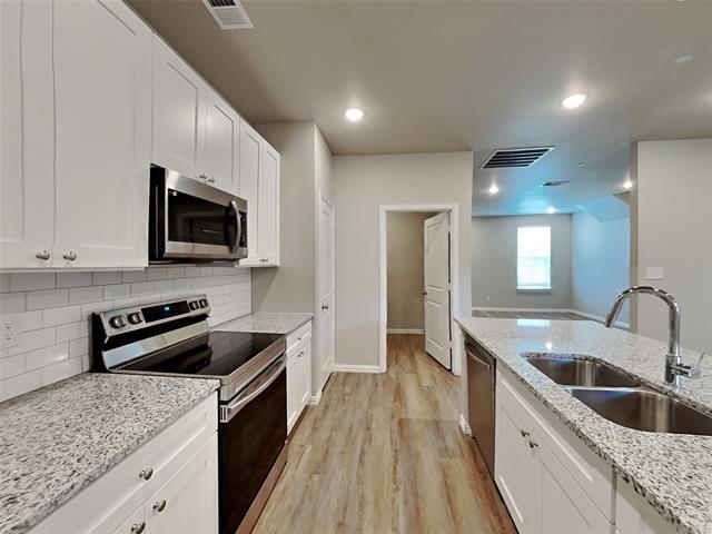 Foto del edificio - 436 Willow Crossing E