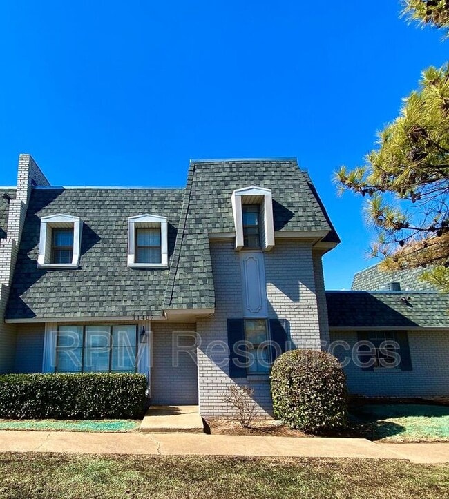 Photo - 11407 N May Ave House