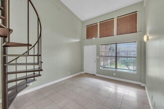 Building Photo - 4171 NW 26th St