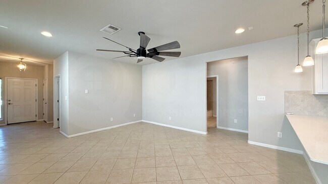 Building Photo - 136 Nogalito Wy