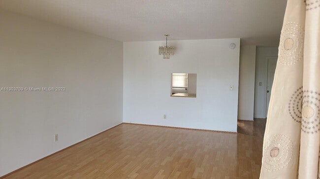 Building Photo - 1425 Atlantic Shores Blvd