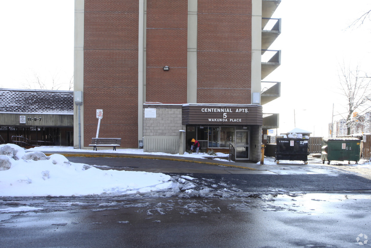 Photo du bâtiment - Centennial Apartments