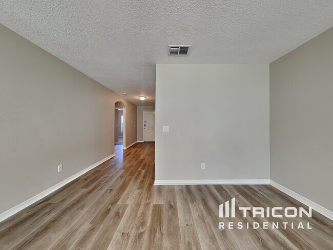Foto del edificio - 1608 Fitzgerald Dr