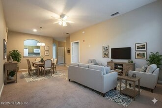 Building Photo - 10550 Baymeadows Rd