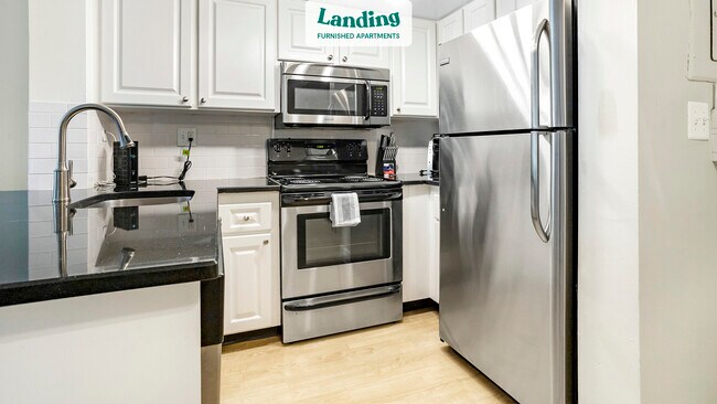 Building Photo - 6880 SW 44th St