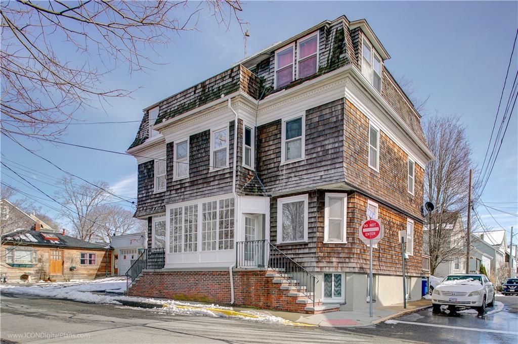 23 Warner St Unit A, Newport, RI 02840 Room for Rent in Newport, RI