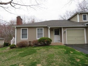 Building Photo - 70 Brookside Village