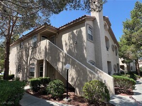 Building Photo - 5415 W Harmon Ave
