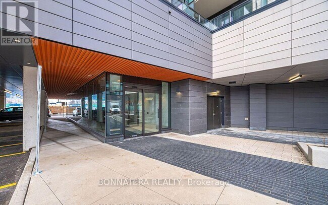 Photo du bâtiment - 3006 William Cutmore Blvd