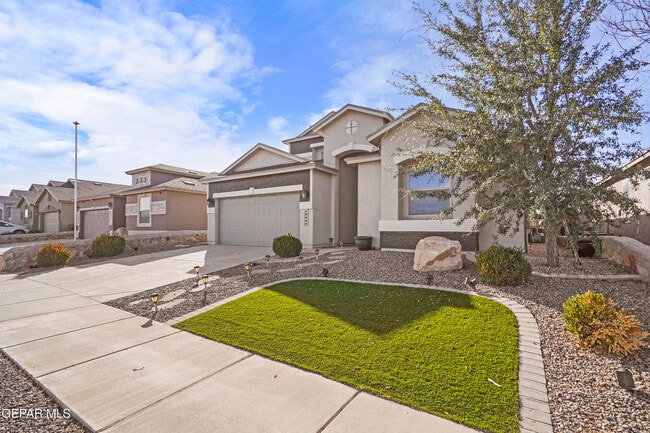 Building Photo - 12640 Mary Ponce Rd