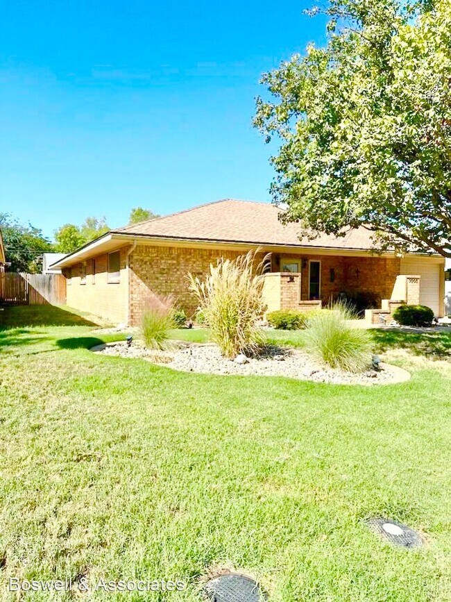 Foto del edificio - 3 br, 2 bath House - 3005 Phillip Pl