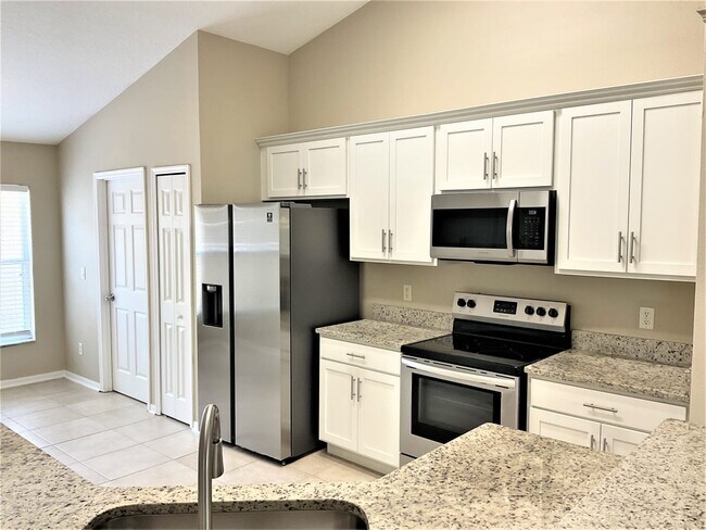 Foto del edificio - 13227 Chattanooga Ln