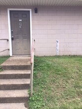 Building Photo - 2241 W Pensacola St