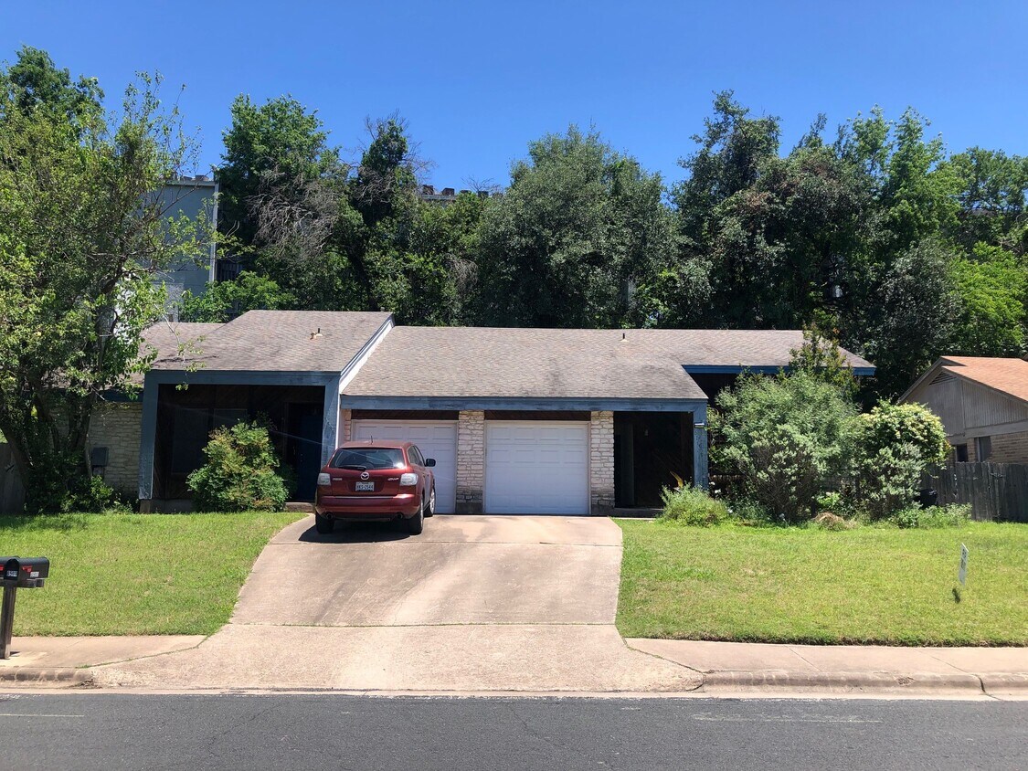 Foto principal - 6503 Hart Ln