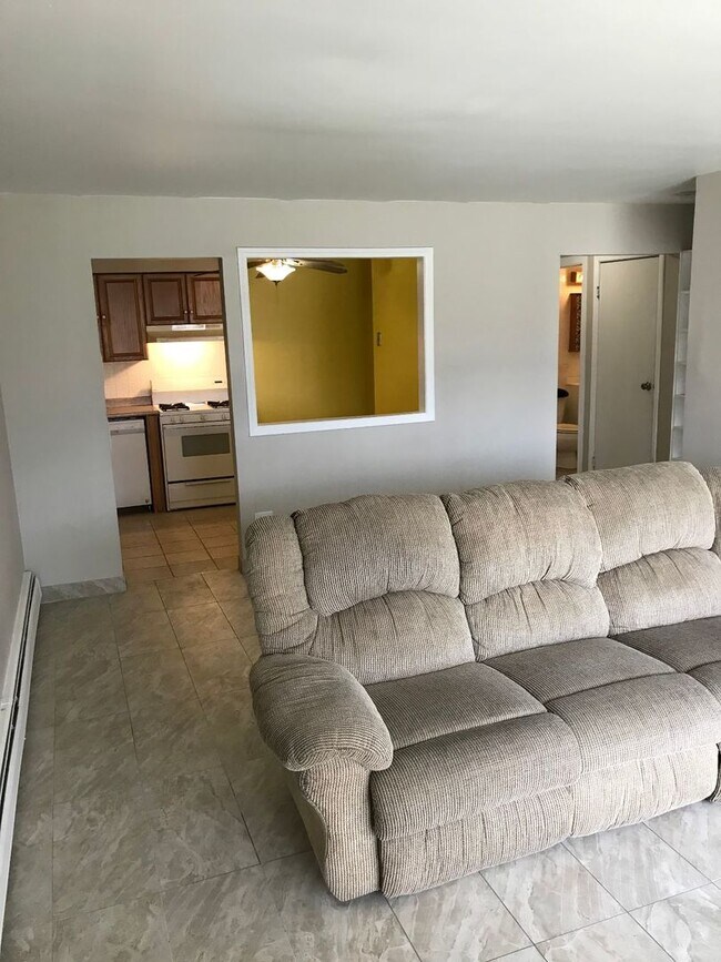 Foto del edificio - 765 Terrace Ct