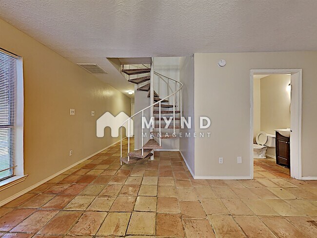 Foto del edificio - 2035 Country Village Blvd